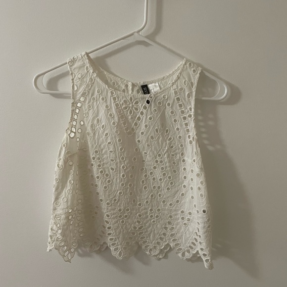 Forever 21 Tops - Forever 21 crop top